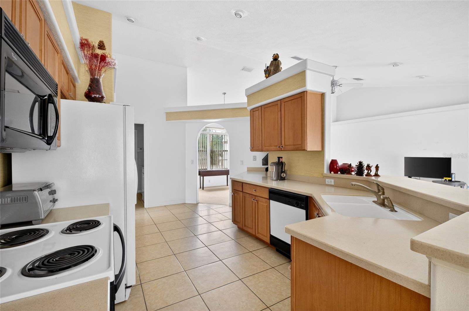 Listing photo id 16 for 123 Camino Lane