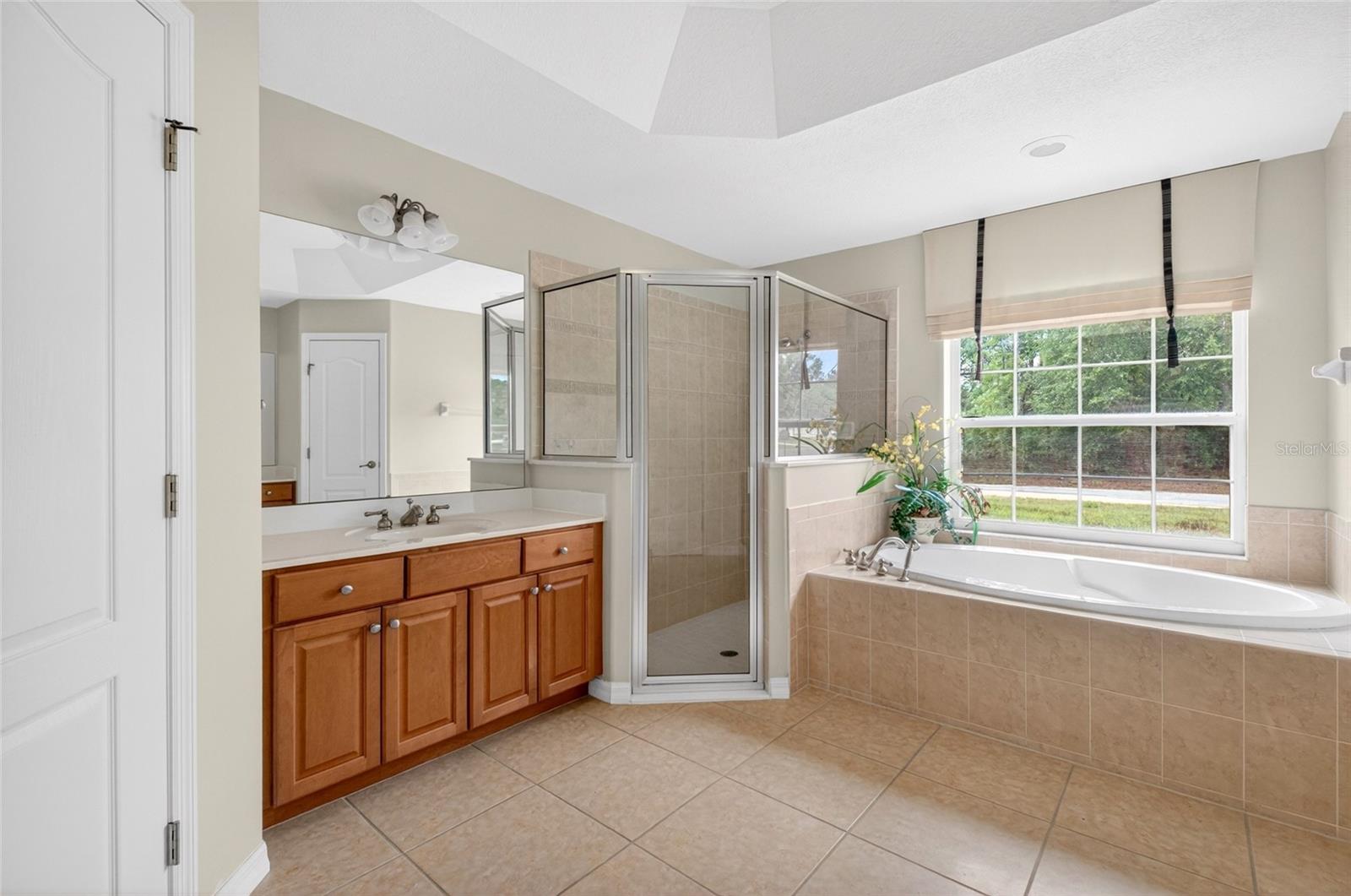 Listing photo id 33 for 123 Camino Lane