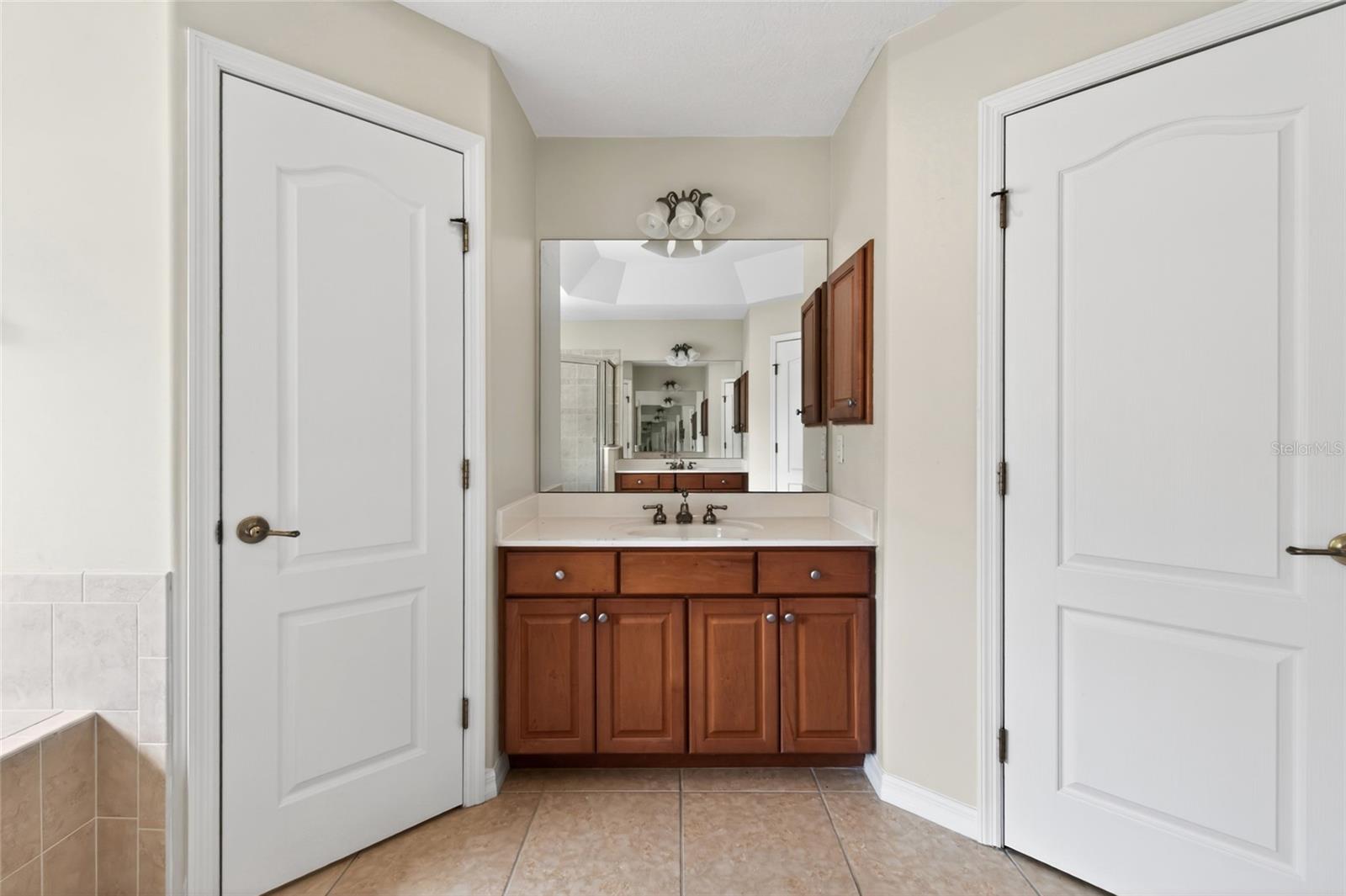 Listing photo id 35 for 123 Camino Lane