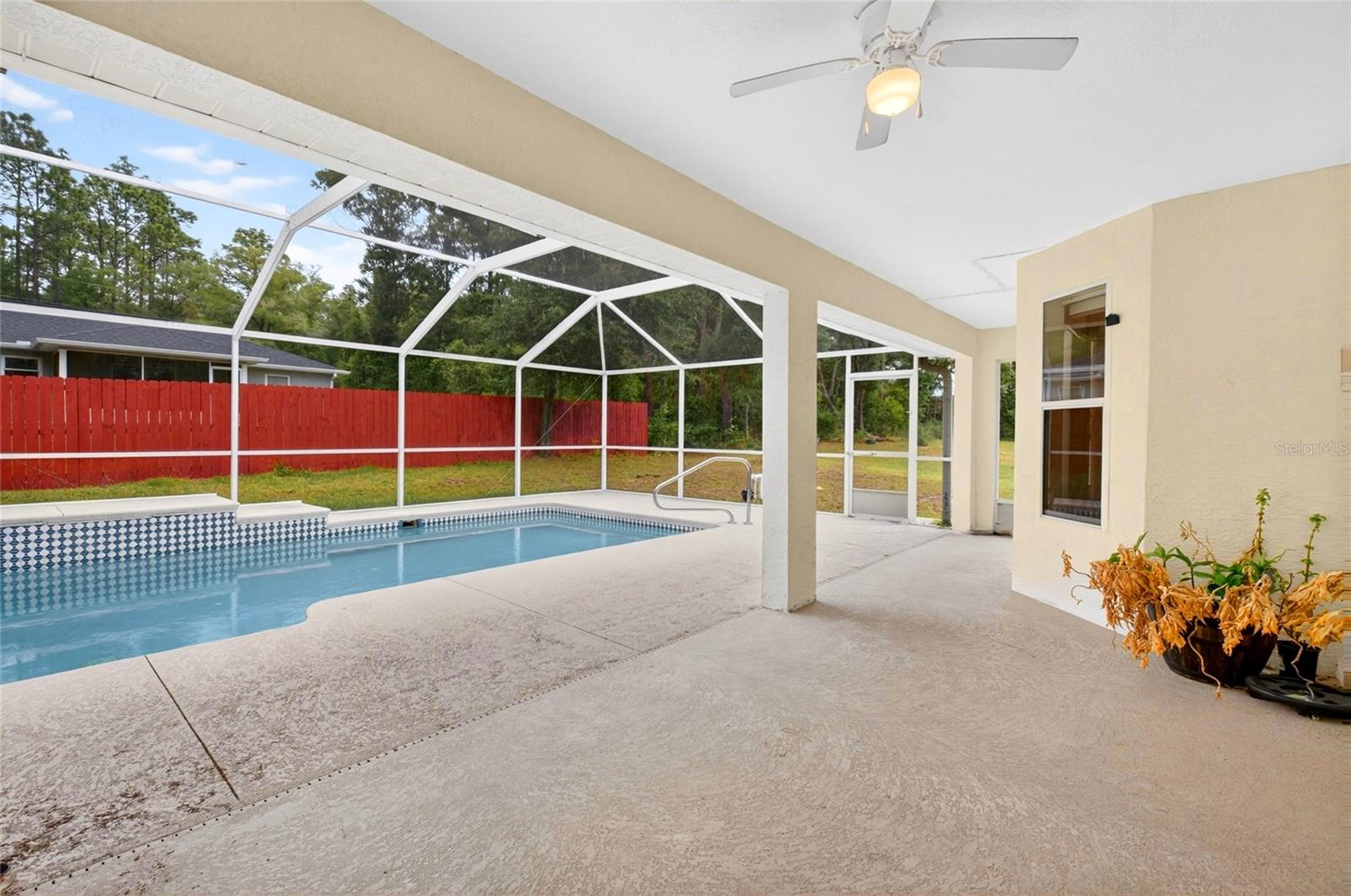 Listing photo id 36 for 123 Camino Lane