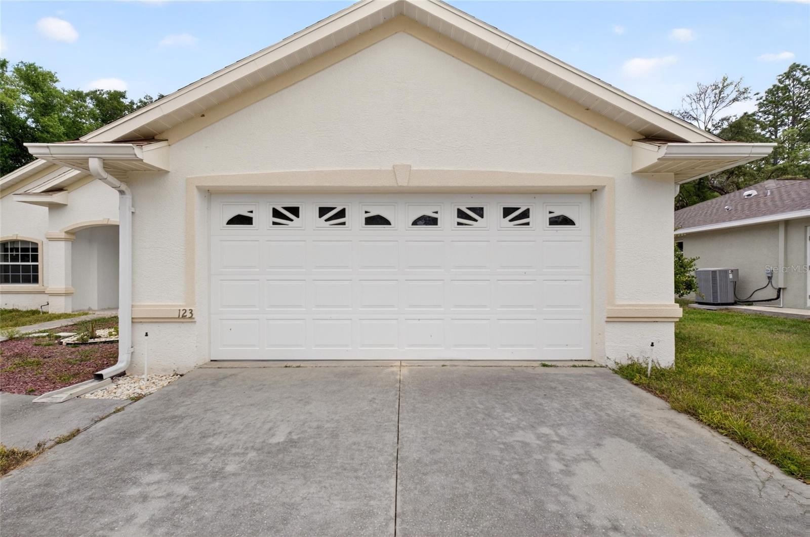 Listing photo id 3 for 123 Camino Lane