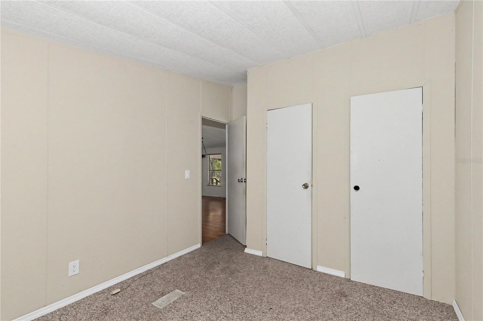 Image 13 of 40 For 18007 90th Street