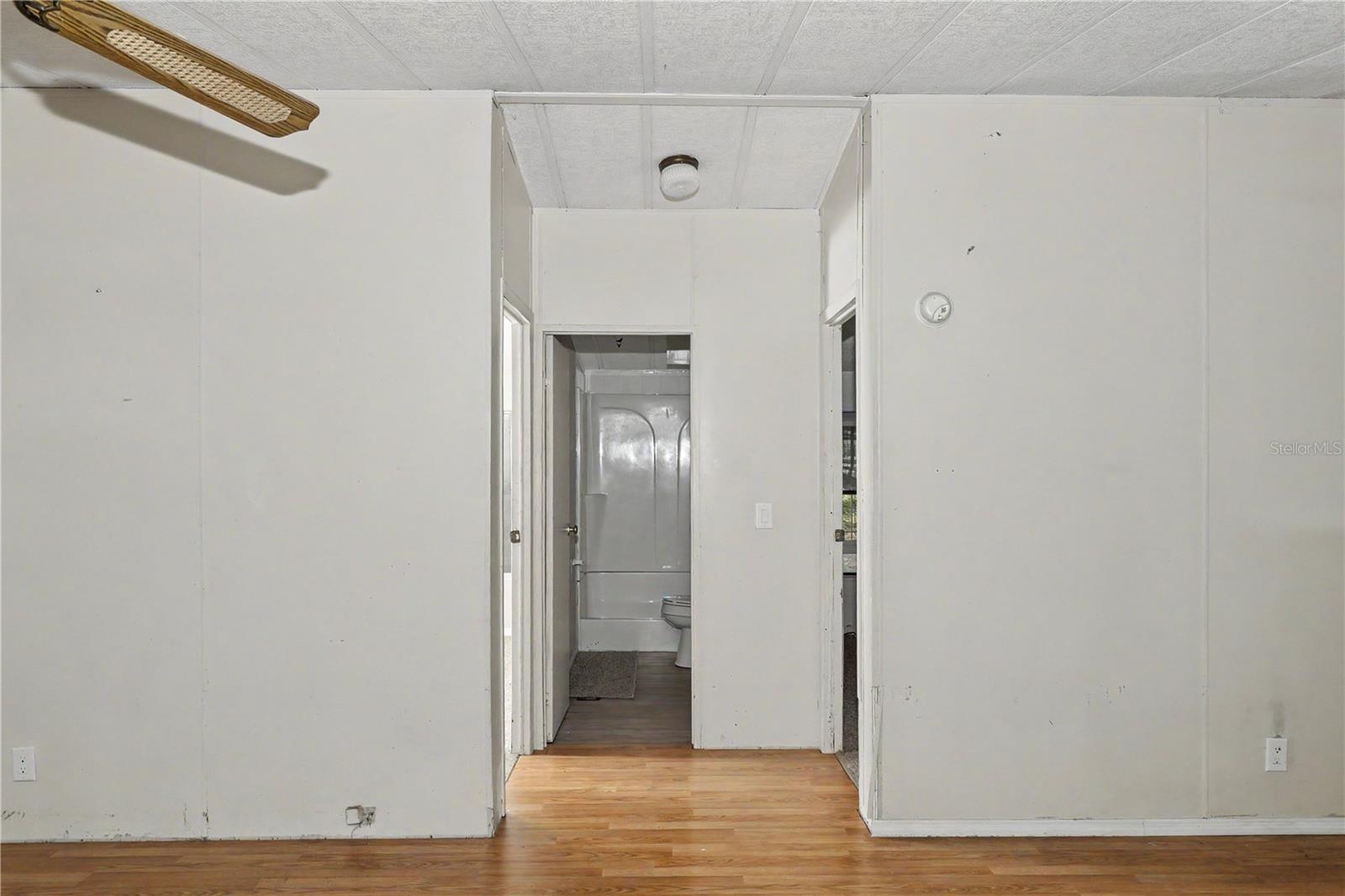 Image 16 of 40 For 18007 90th Street