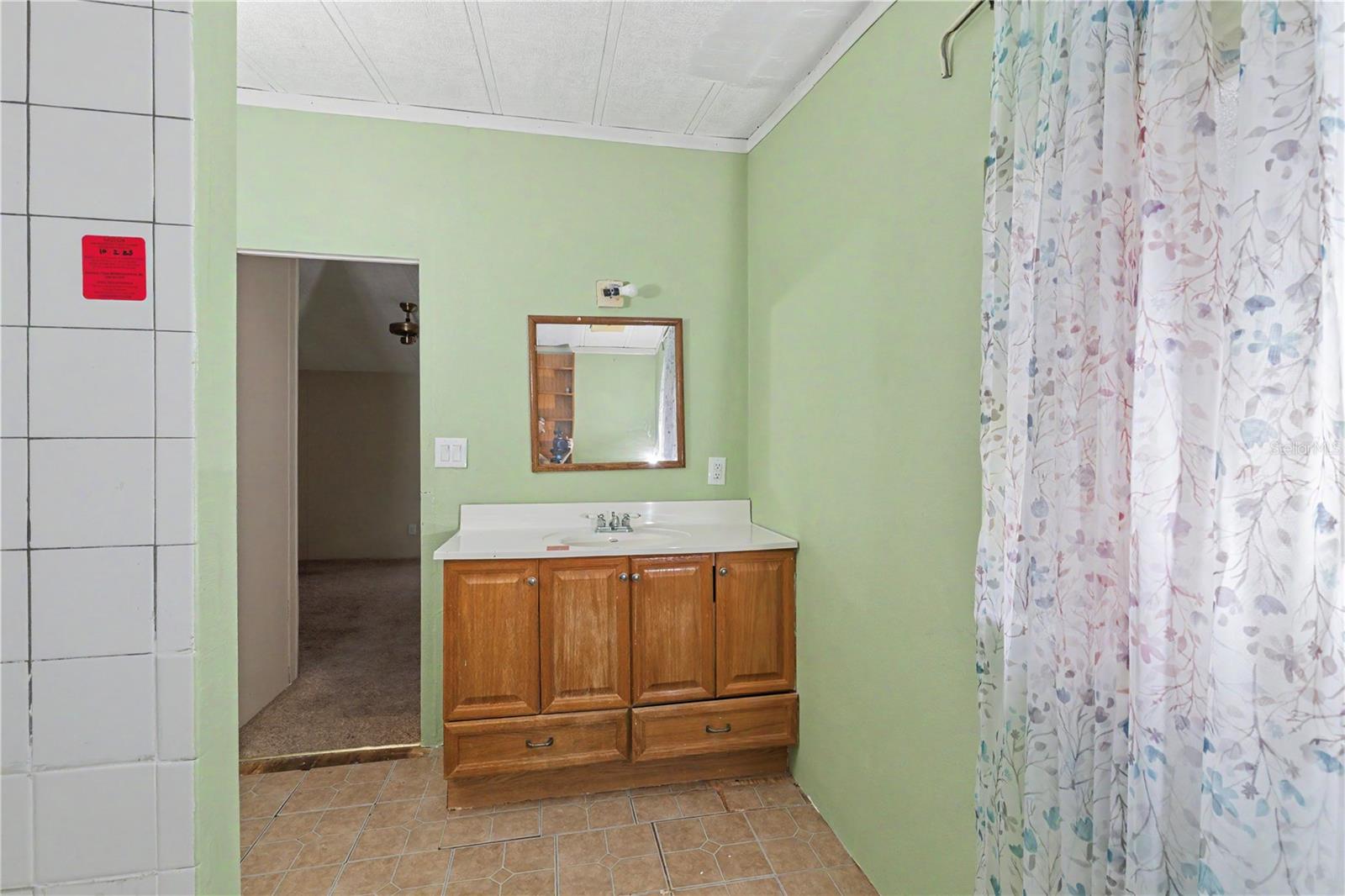 Image 21 of 40 For 18007 90th Street