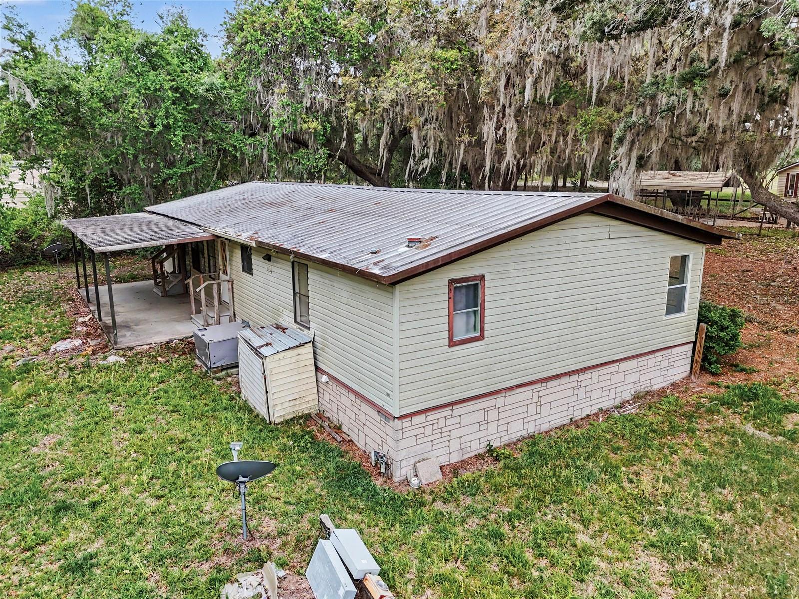Image 34 of 40 For 18007 90th Street