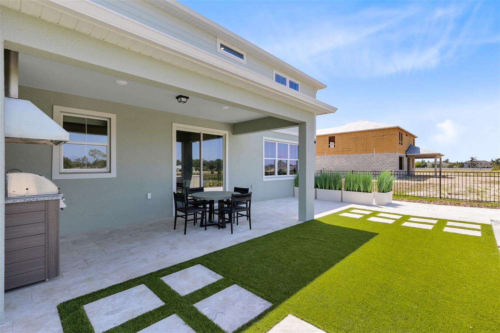 Image 7 of 39 For 403 Winter Grove Boulevard