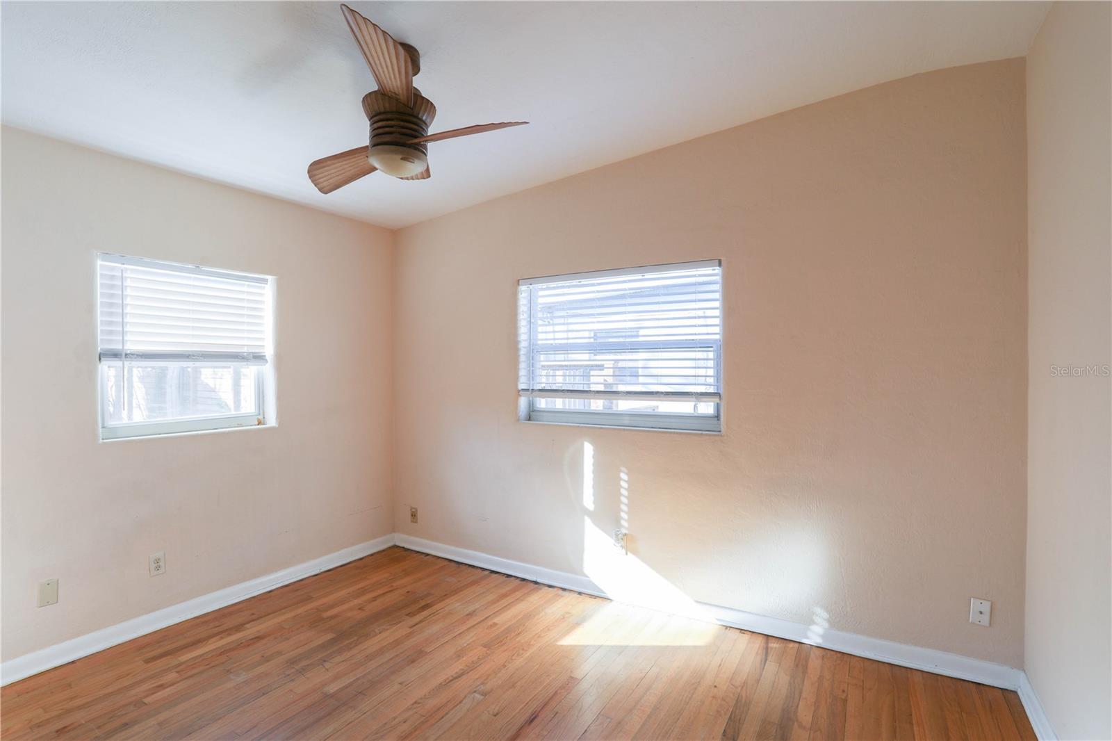 Image 15 of 23 For 1704 Edmundshire Road