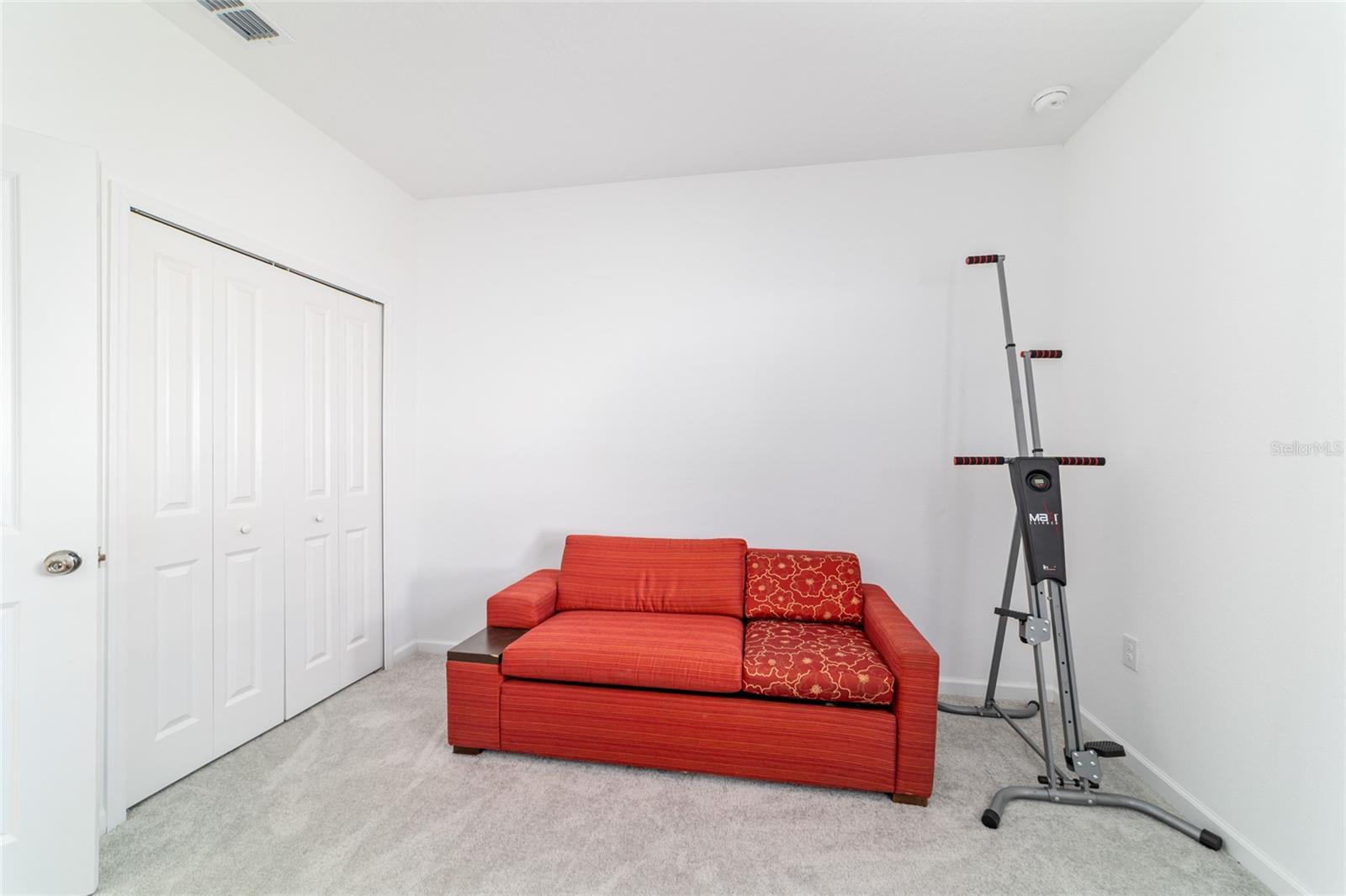 Image 19 of 27 For 7451 76th Terrace