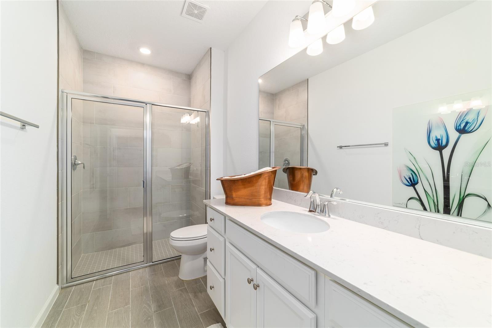 Image 20 of 27 For 7451 76th Terrace