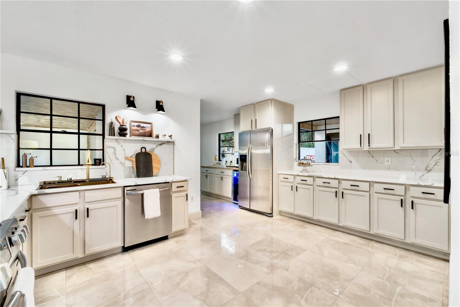 Image 16 of 41 For 36245 Spring Lake Boulevard