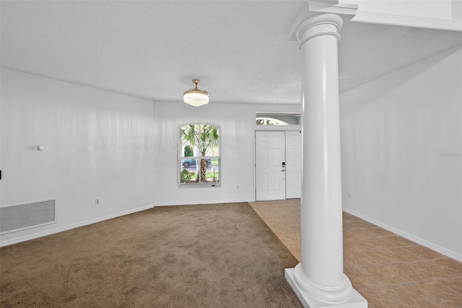 Image 10 of 37 For 13728 Fox Glove Street
