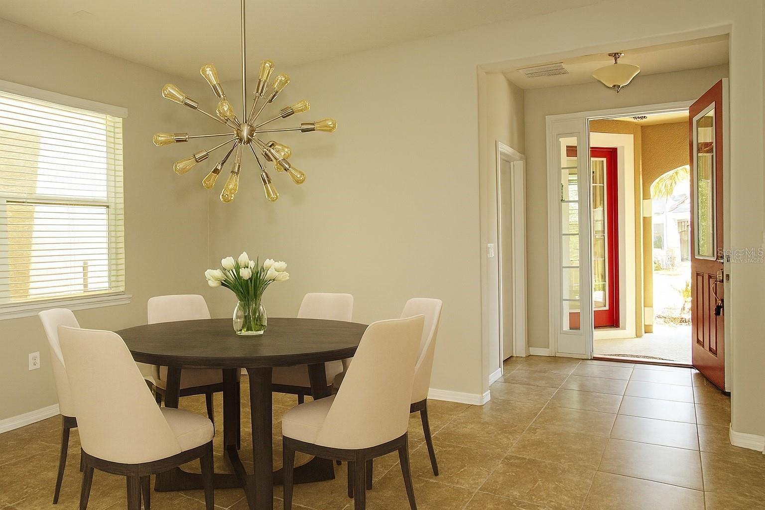 Image 3 of 44 For 3013 Jardin Street