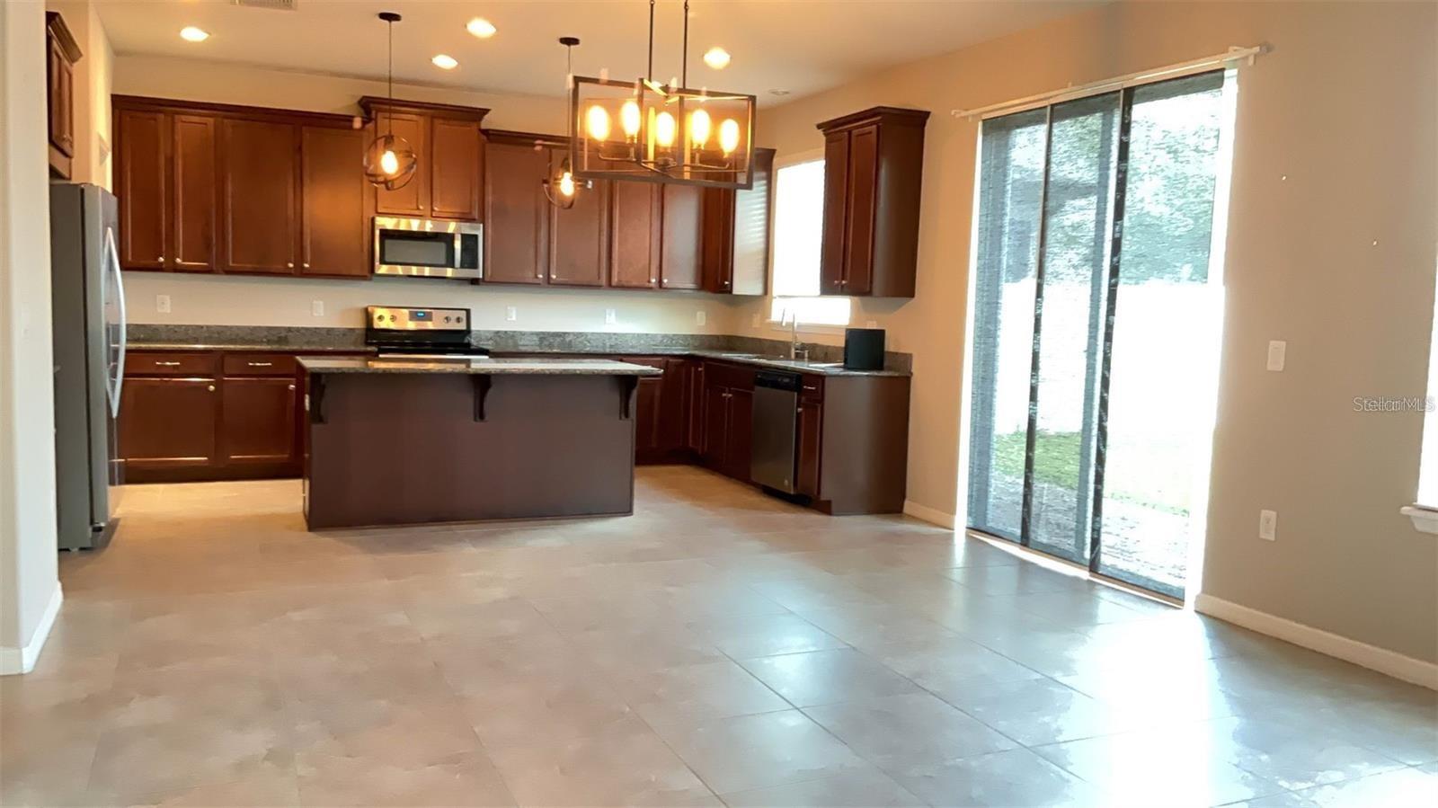 Image 4 of 44 For 3013 Jardin Street