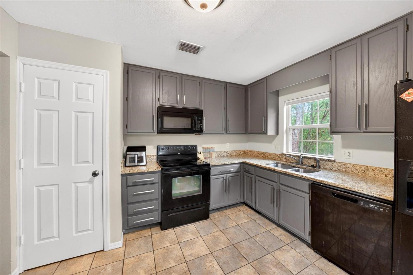 Image 11 of 44 For 7302 Olympia Court