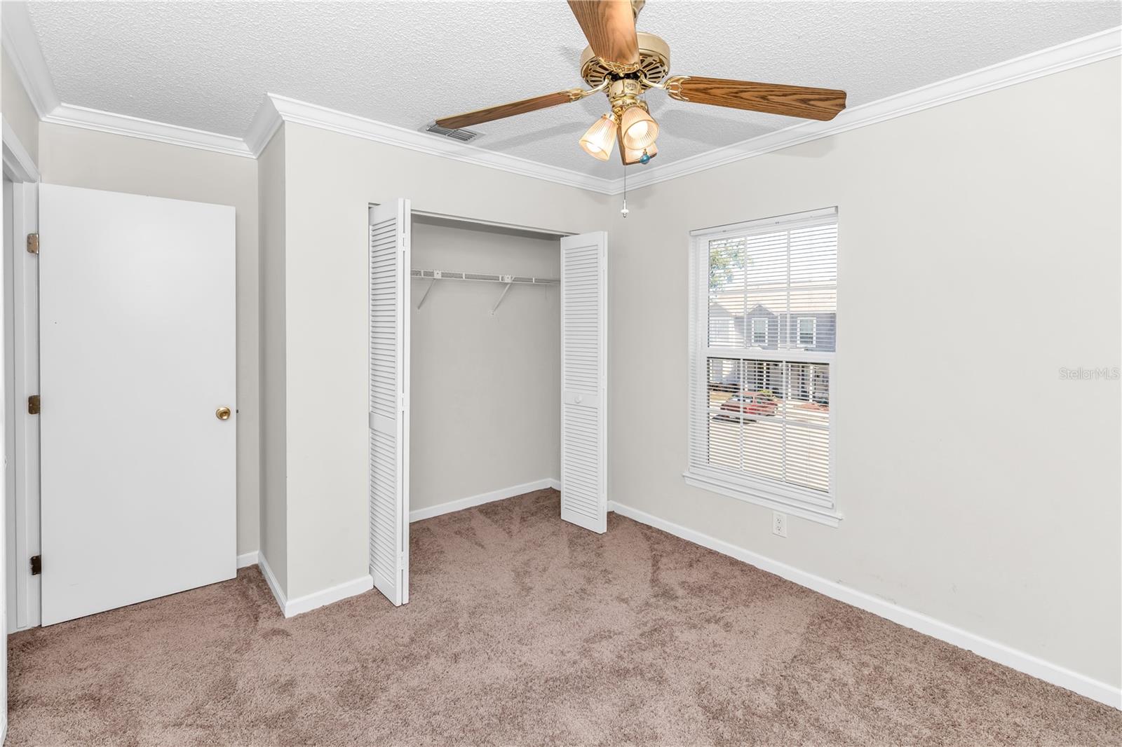 Image 22 of 36 For 4490 Brook Hollow Circle