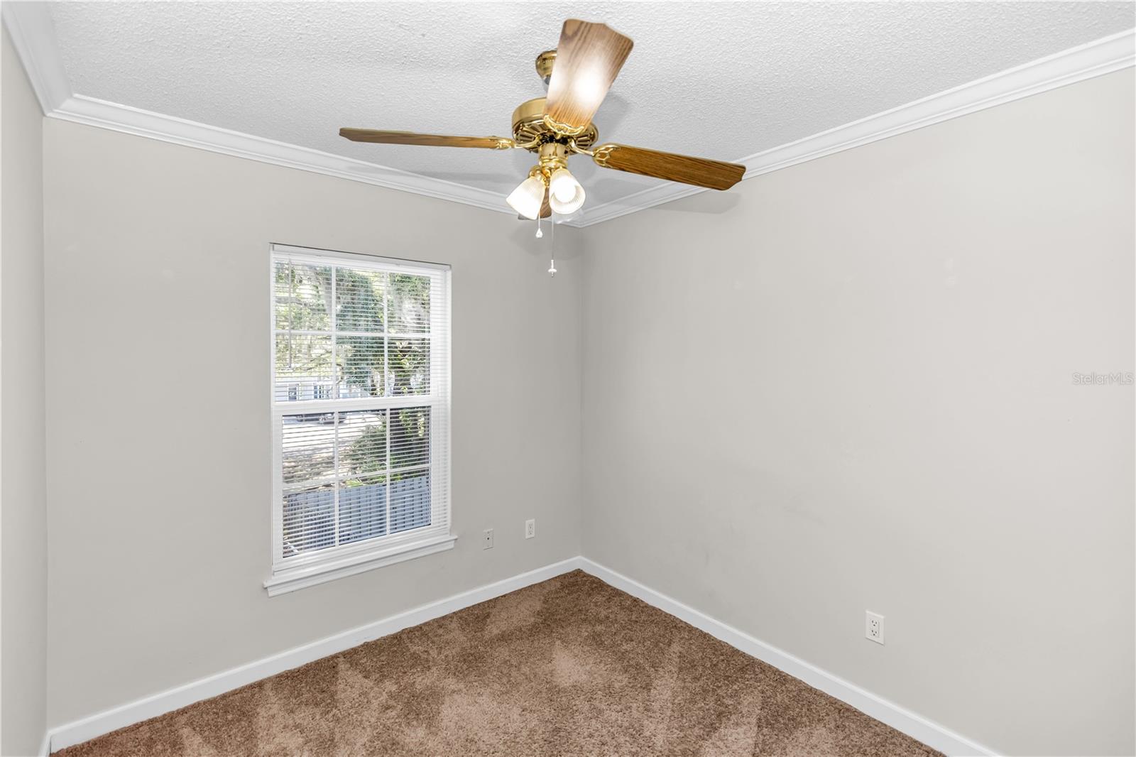 Image 26 of 36 For 4490 Brook Hollow Circle
