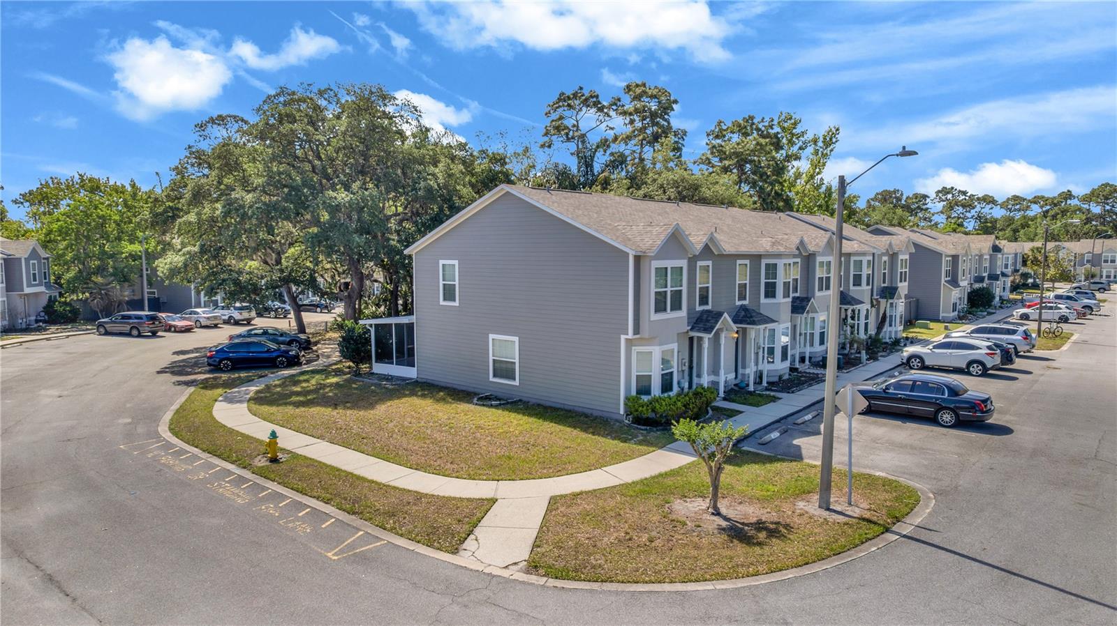 Image 3 of 36 For 4490 Brook Hollow Circle