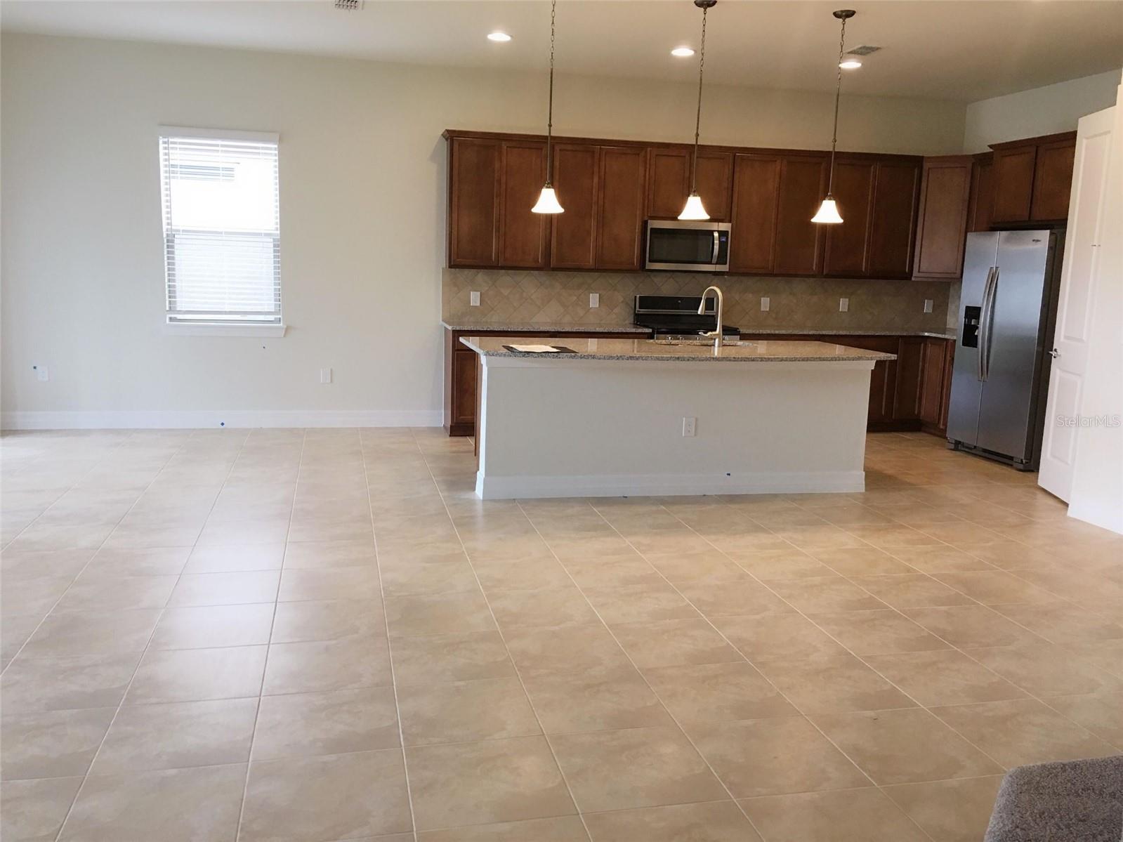 Image 2 of 19 For 11625 Meadow Grove Cir