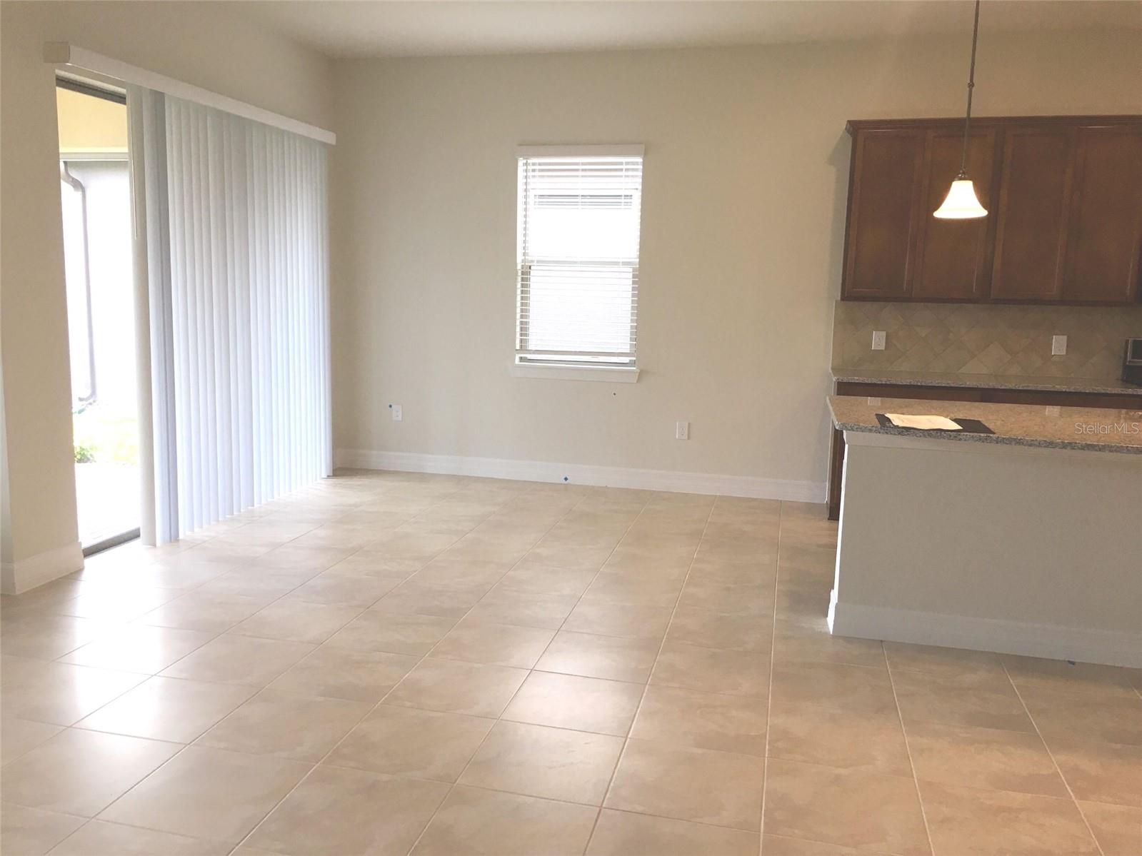 Image 9 of 19 For 11625 Meadow Grove Cir