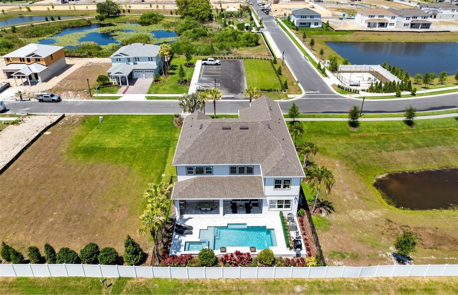 Image 3 of 52 For 398 Winter Grove Boulevard