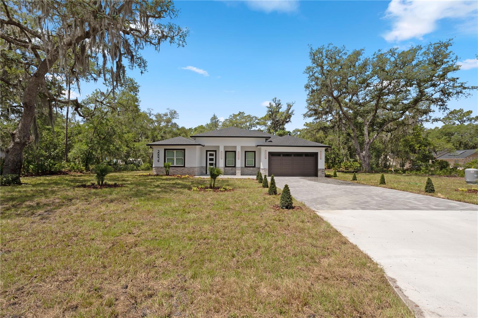 Image 8 of 53 For 30076 Apricot Avenue