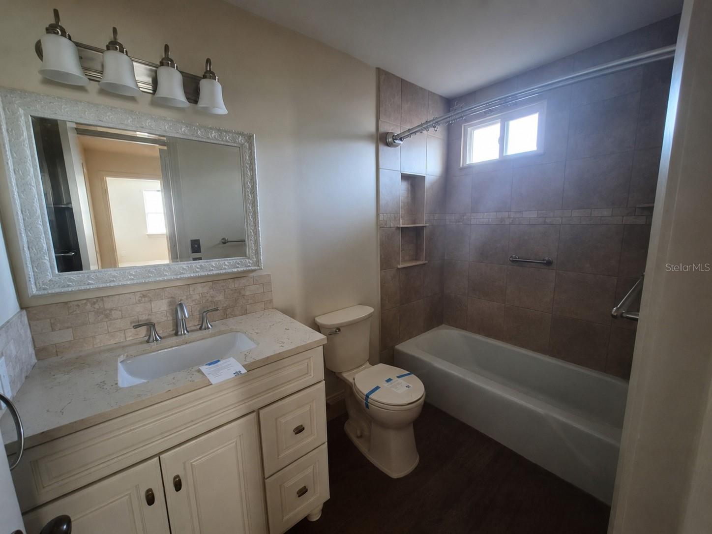 Image 7 of 14 For 1702 Ketch Place