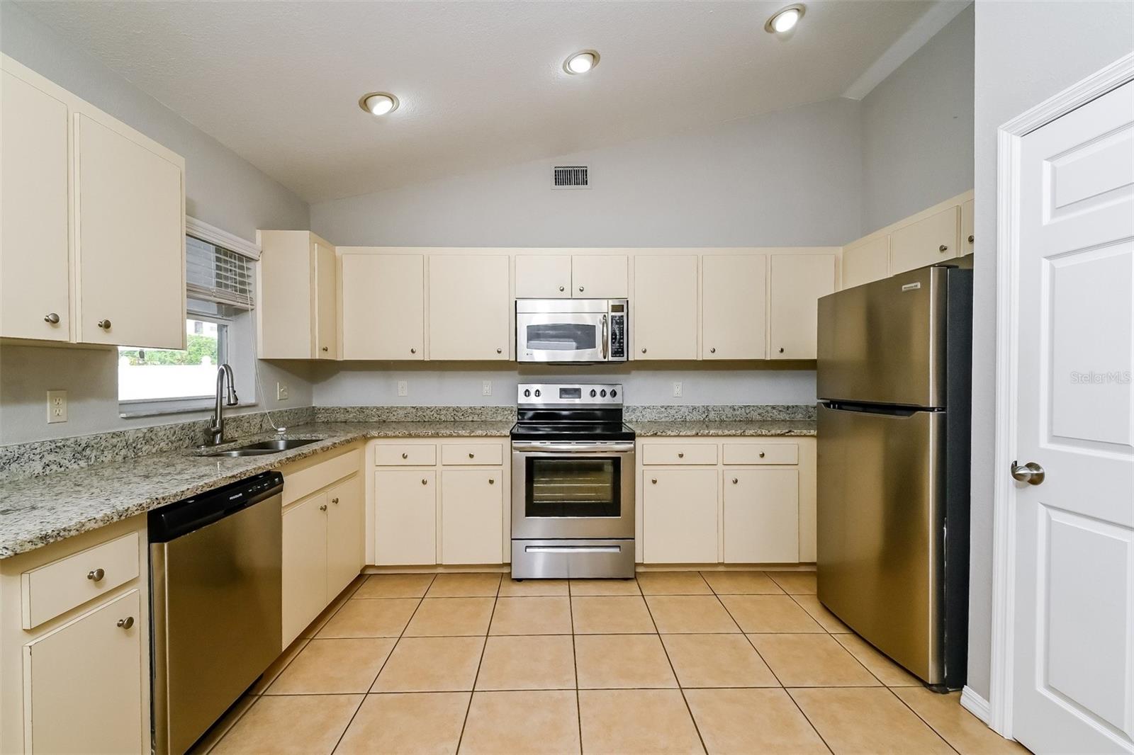 Image 8 of 16 For 4512 Great Blue Heron Drive