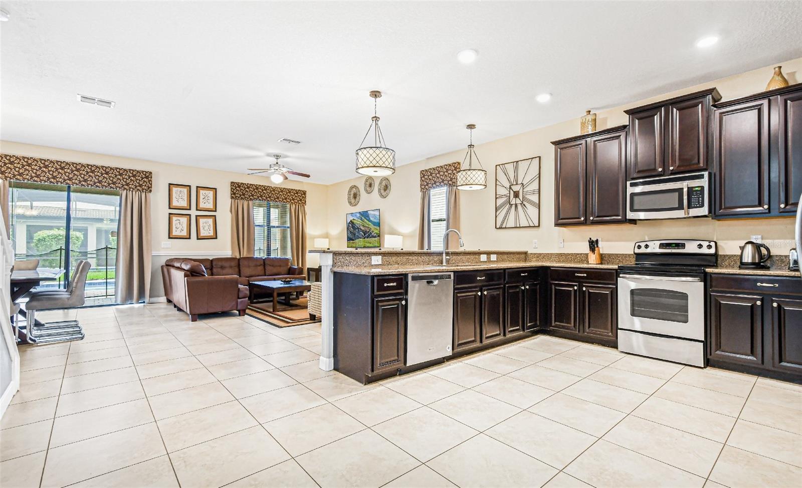 Image 3 of 55 For 9026 Shadow Mountain Street