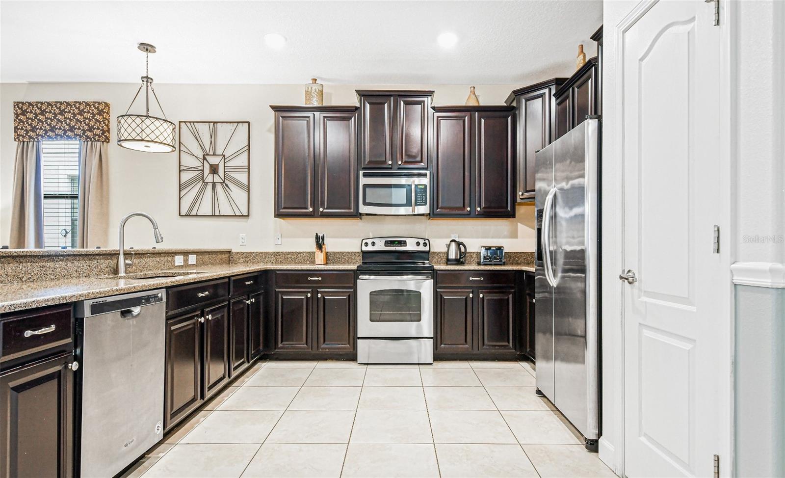 Image 4 of 55 For 9026 Shadow Mountain Street