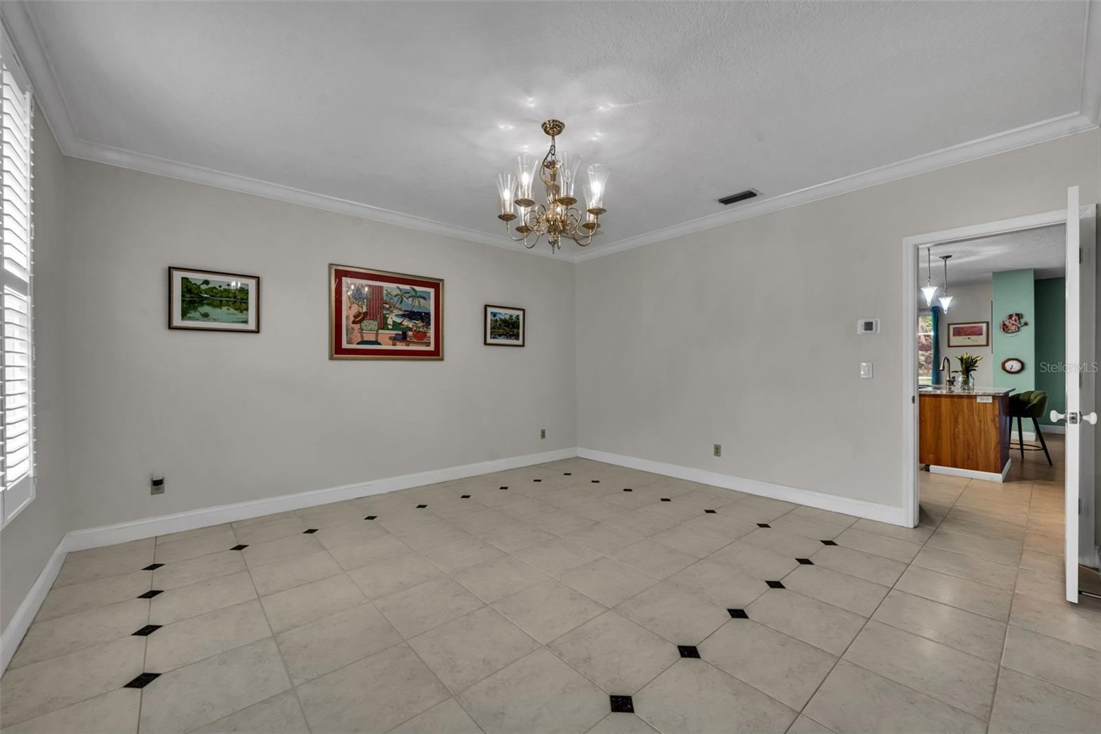 Image 7 of 57 For 1835 Seneca Boulevard