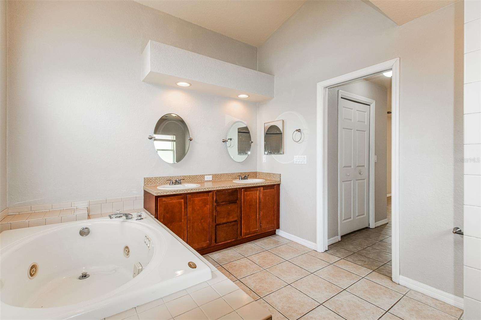 Image 14 of 21 For 3428 Tomahawk Avenue