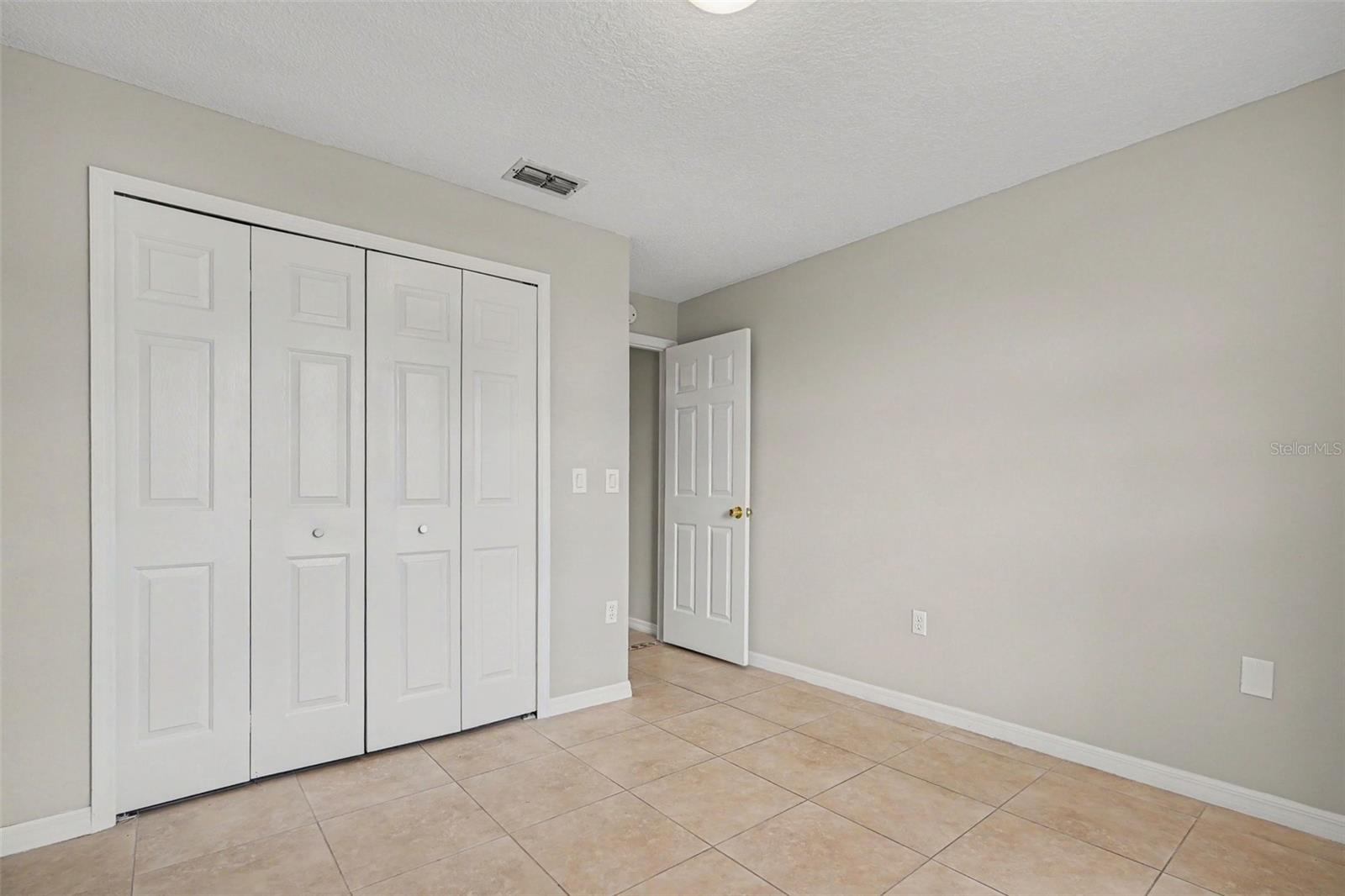 Image 13 of 17 For 821 Jarnac Drive