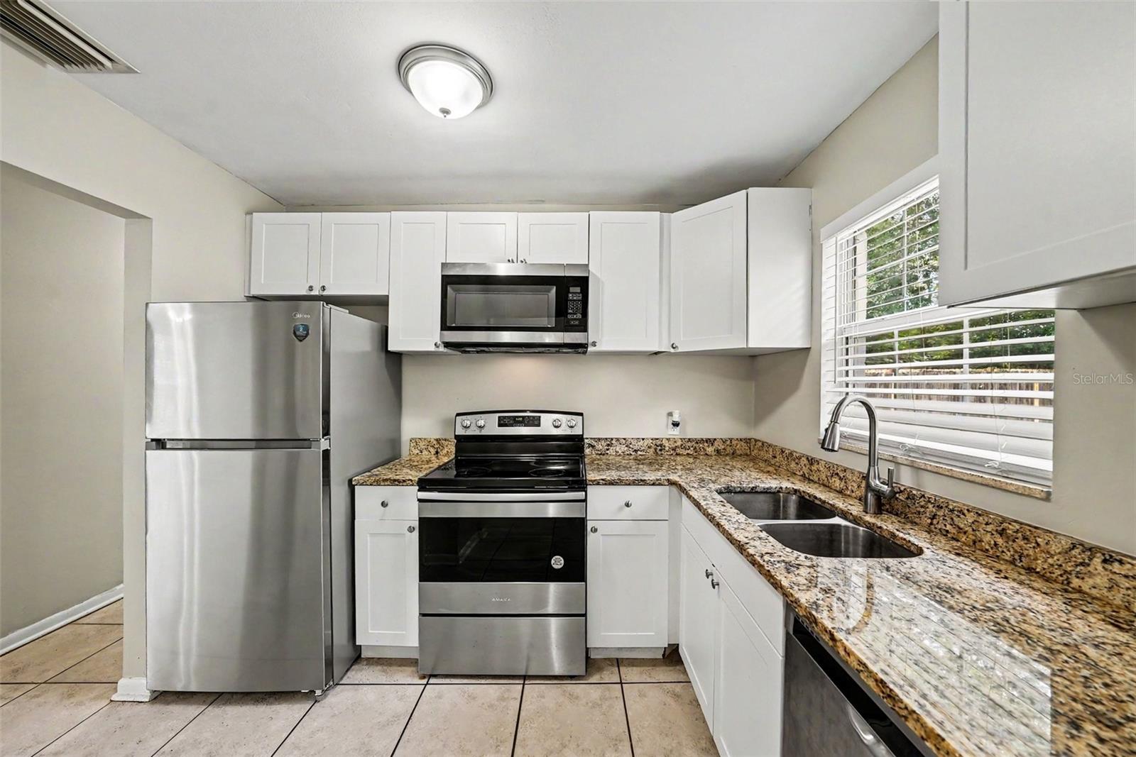 Image 5 of 13 For 10209 28th Street