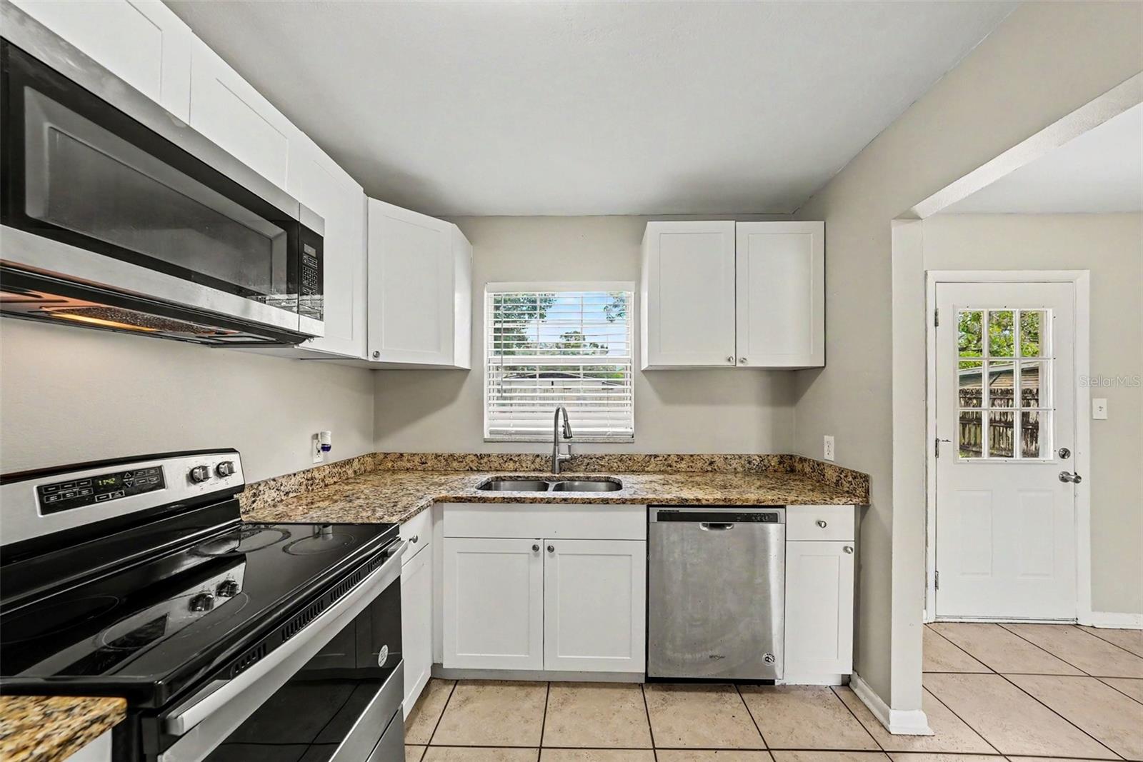 Image 6 of 13 For 10209 28th Street