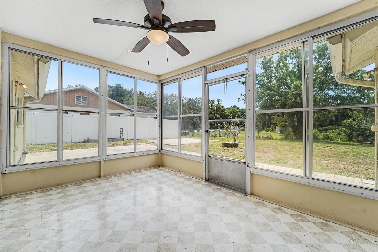 Image 11 of 14 For 8332 Fishhawk Avenue