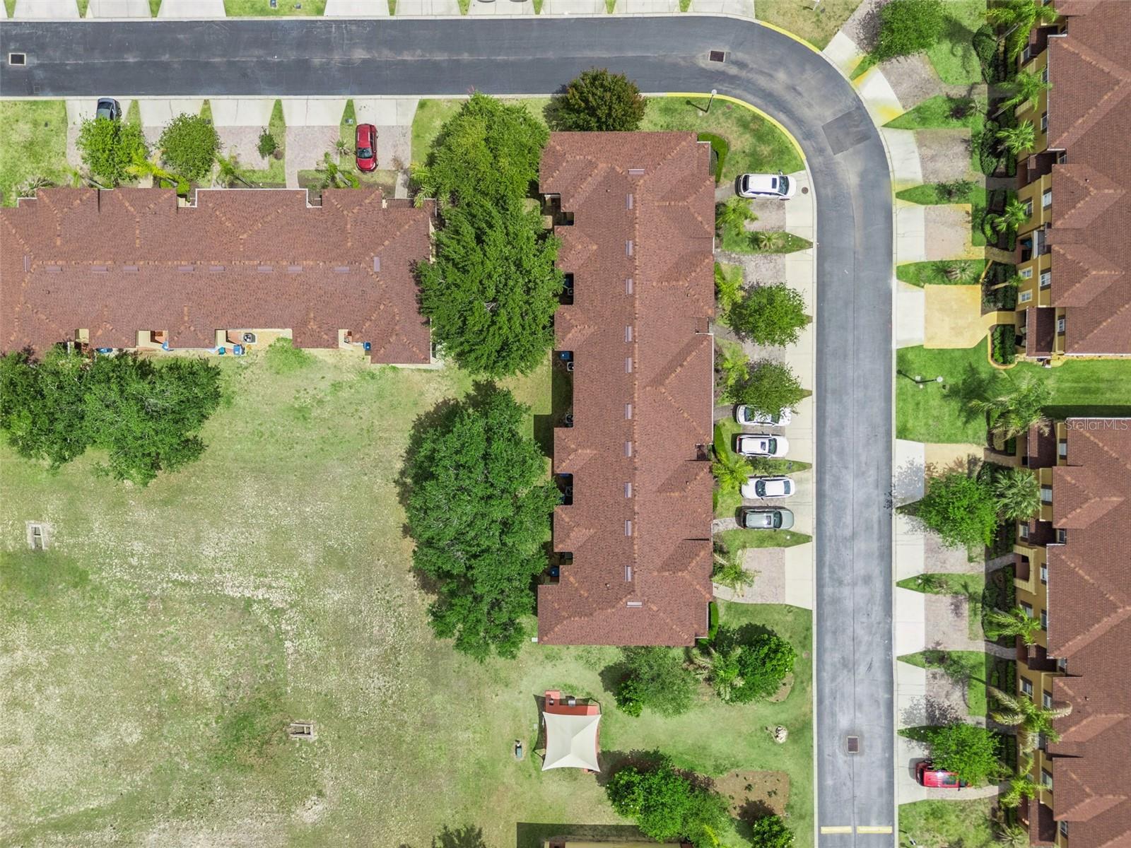 Image 18 of 20 For 2205 Calabria Avenue