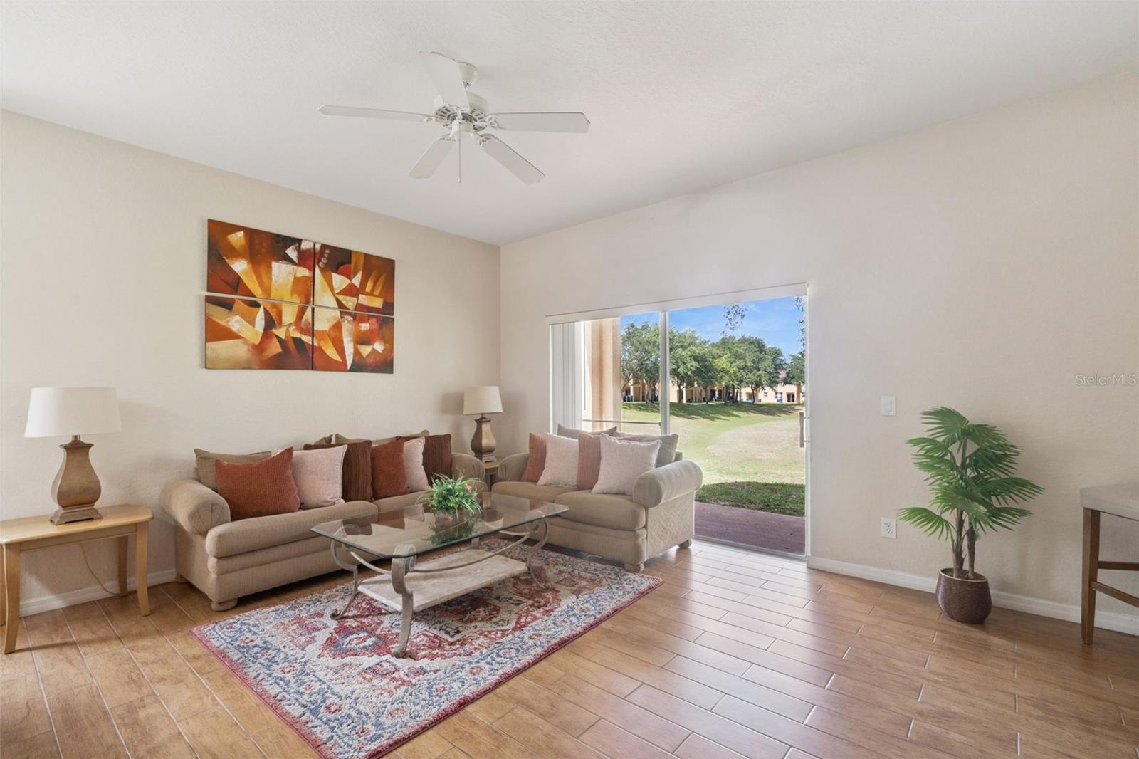Image 3 of 20 For 2205 Calabria Avenue