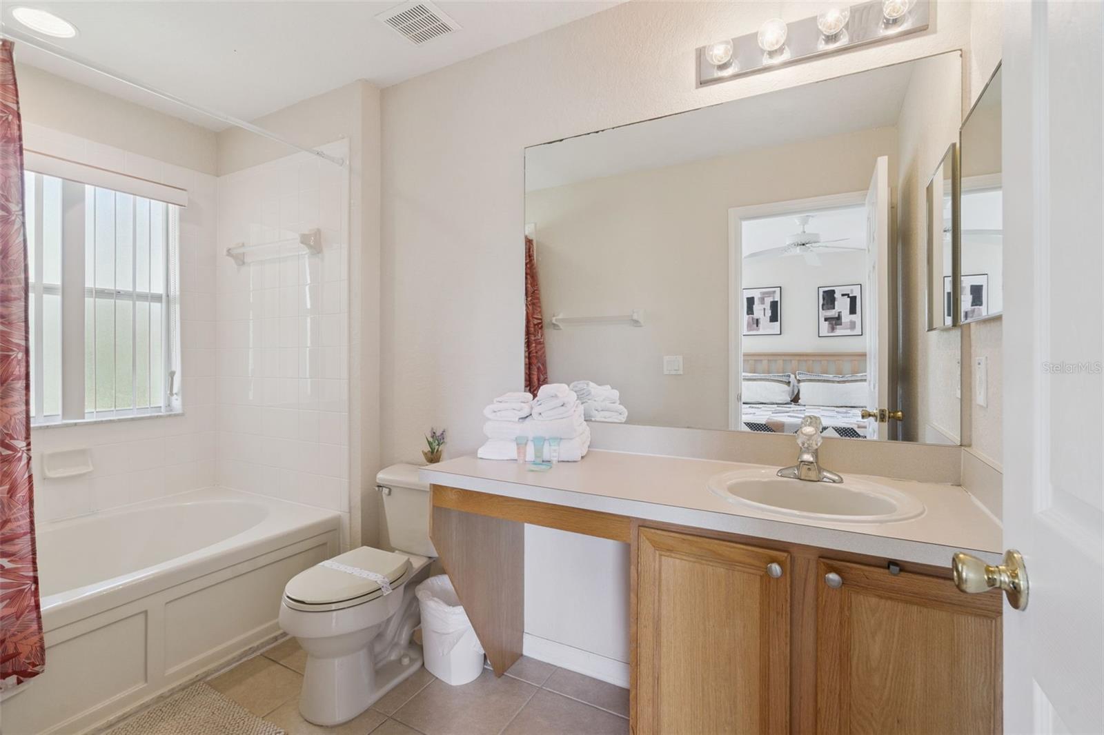 Image 9 of 20 For 2205 Calabria Avenue