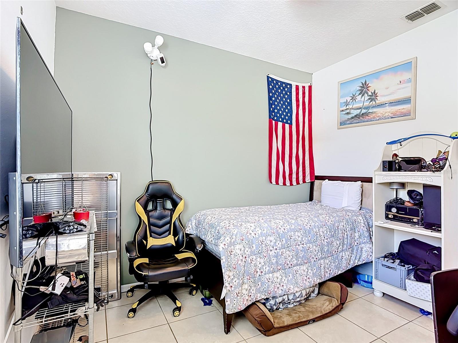 Image 20 of 39 For 4605 Doral Park Avenue