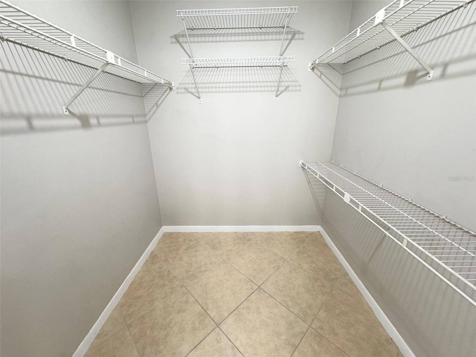Image 15 of 26 For 1422 Skybolt Court 28