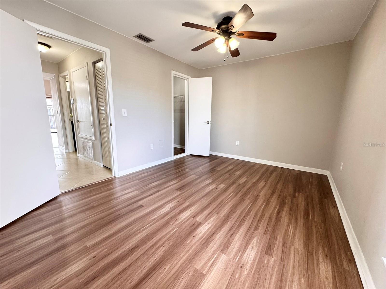 Image 19 of 26 For 1422 Skybolt Court 28