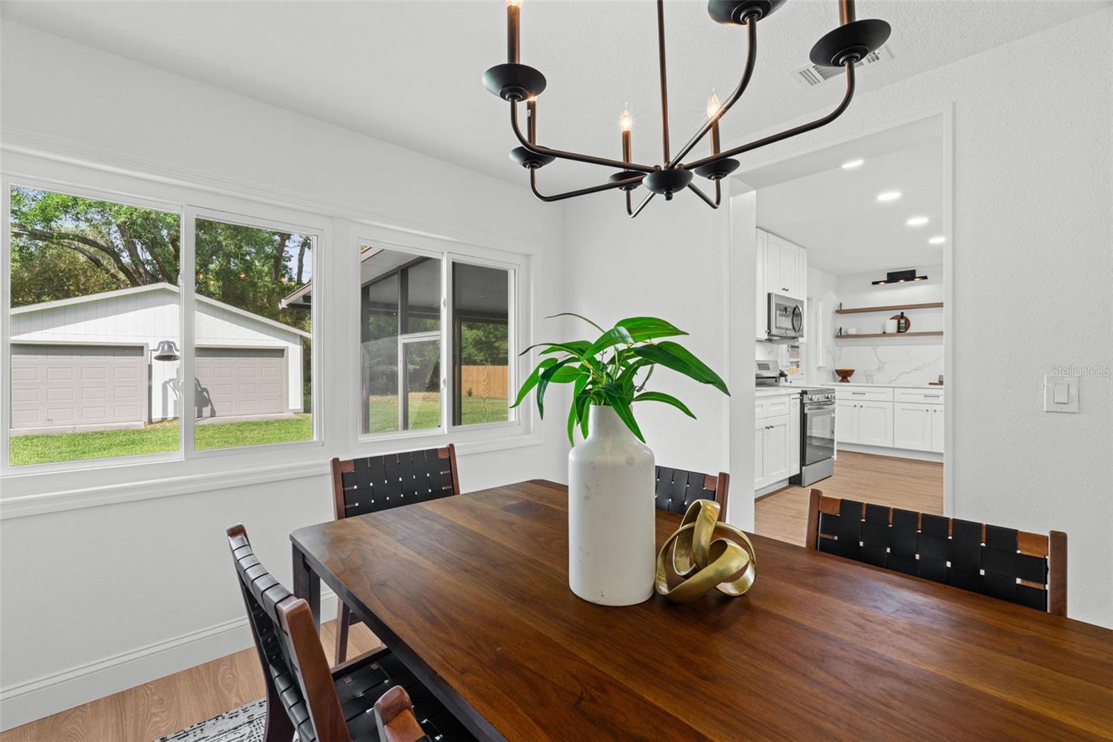 Image 29 of 51 For 4533 Water Oak Lane