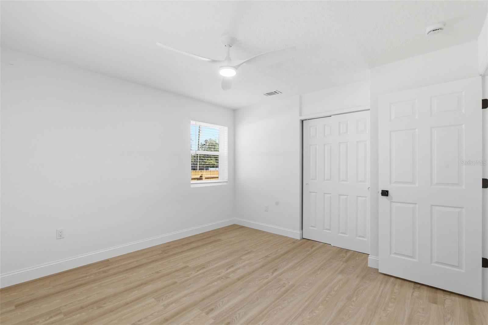 Image 34 of 51 For 4533 Water Oak Lane