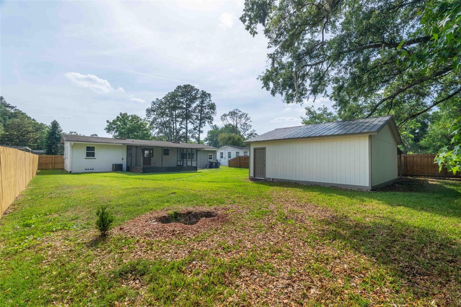 Image 43 of 51 For 4533 Water Oak Lane