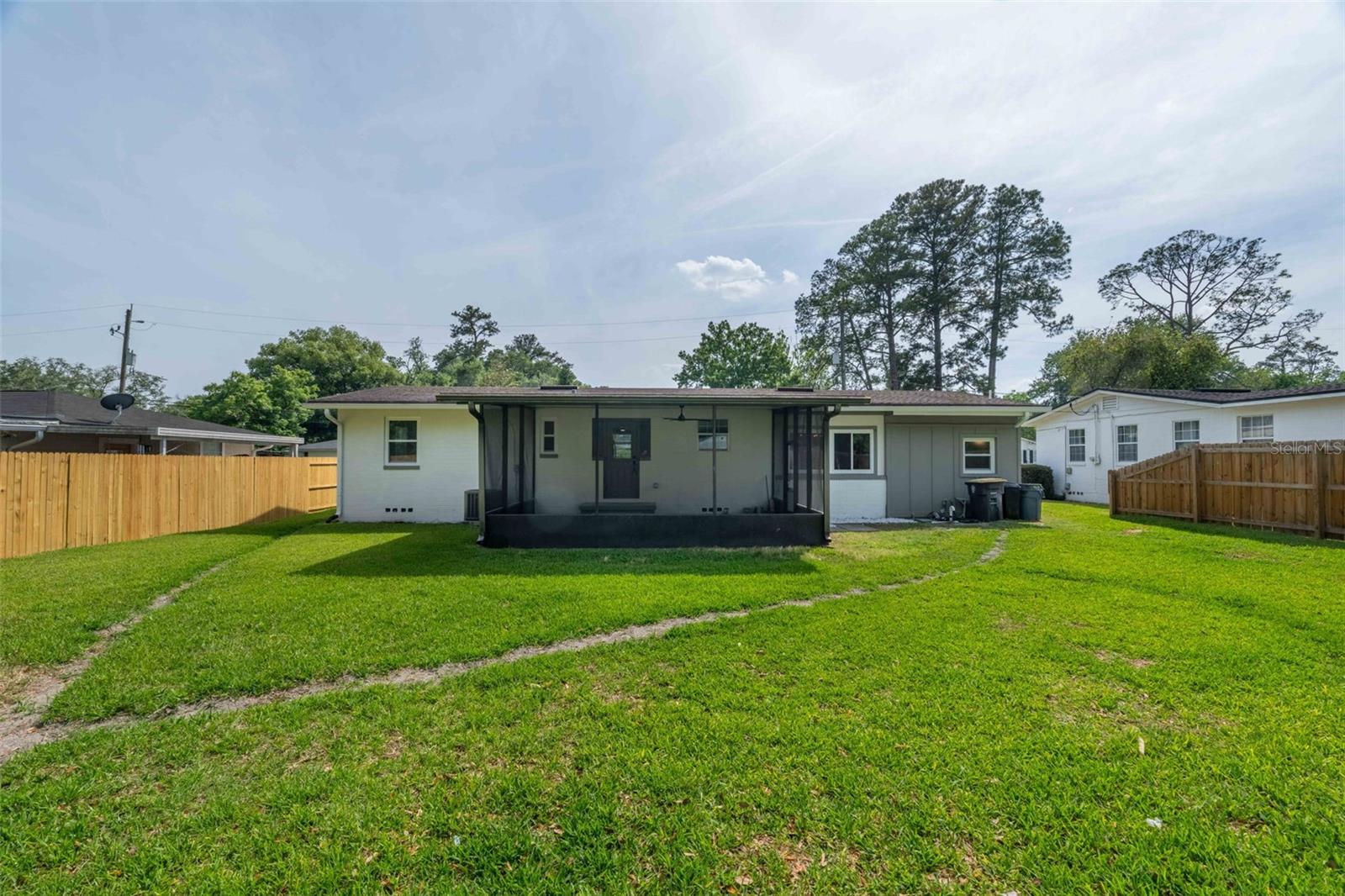 Image 45 of 51 For 4533 Water Oak Lane