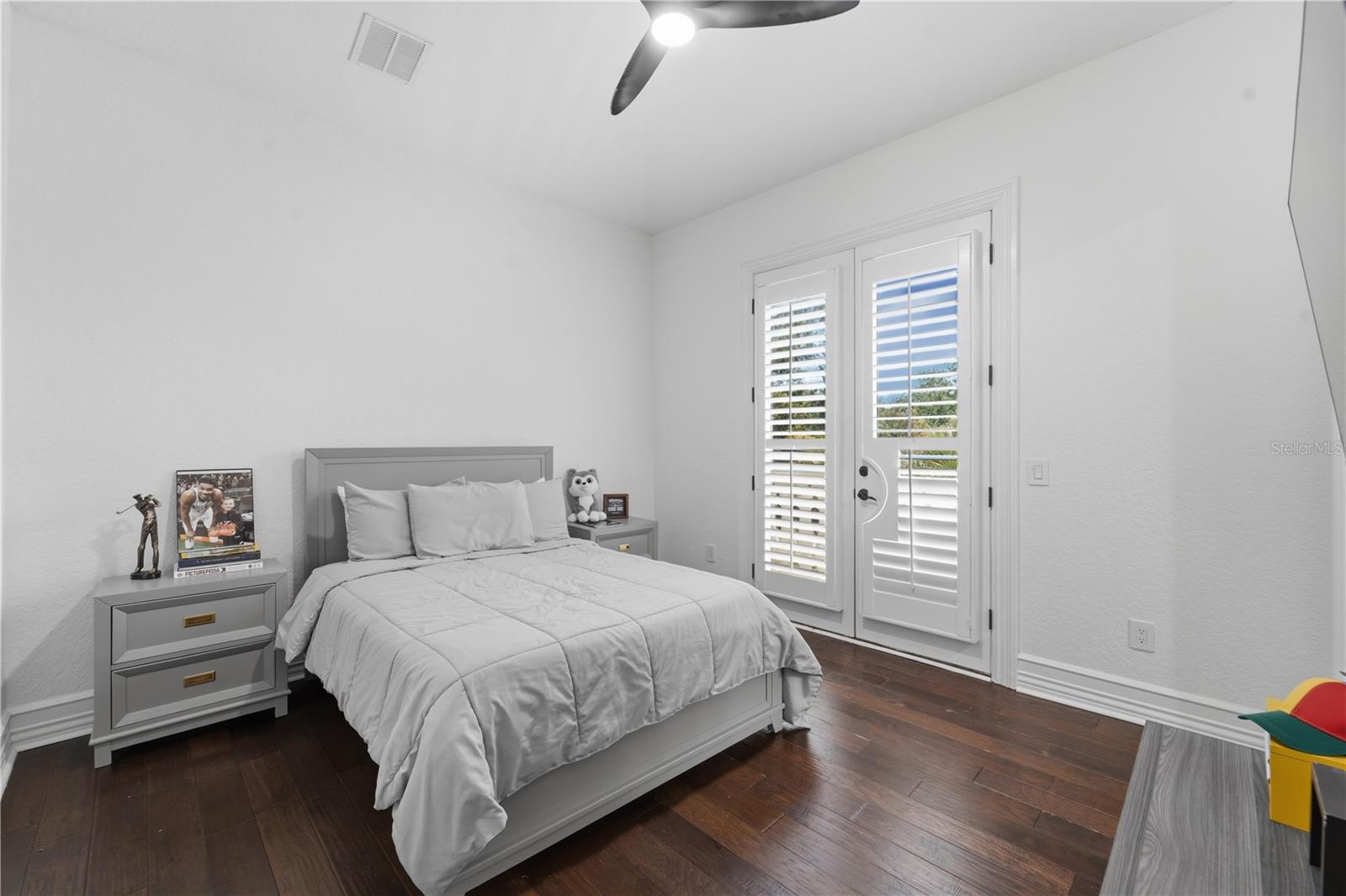 Image 37 of 100 For 9222 Tibet Pointe Circle