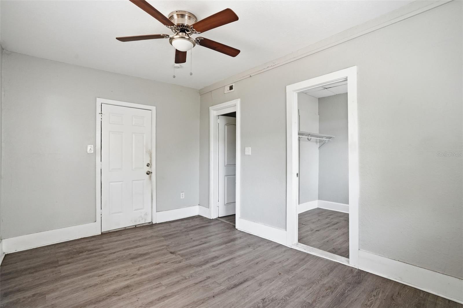 Image 17 of 29 For 1909 19th Street S
