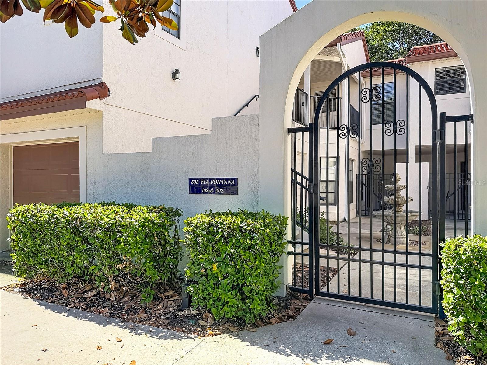Image 3 of 60 For 535 Via Fontana Drive 202