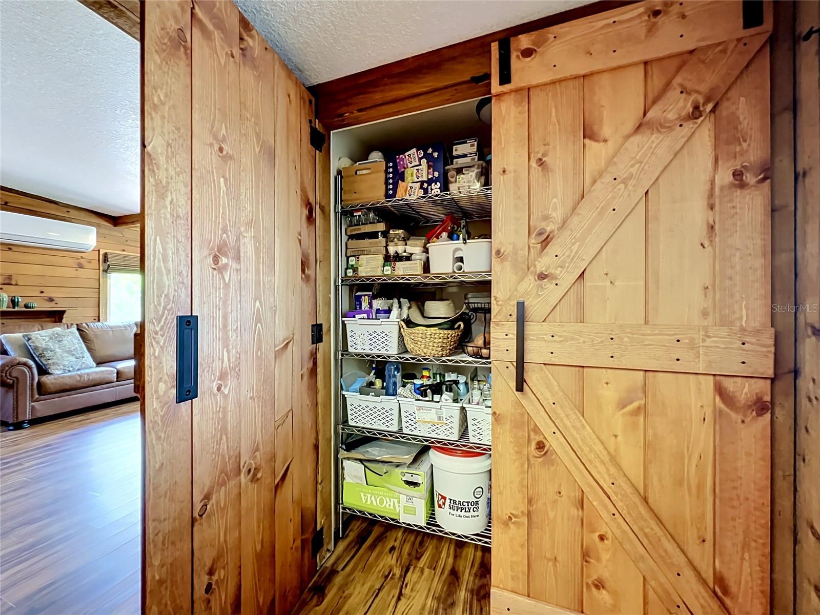 Image 15 of 65 For 1400 Carpenter Road