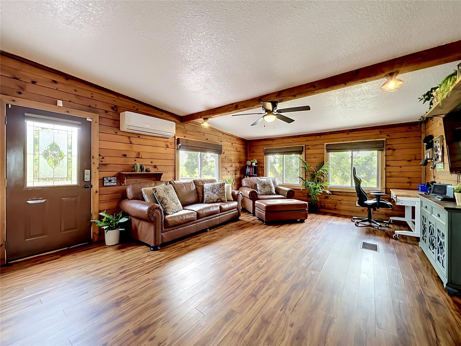 Image 18 of 65 For 1400 Carpenter Road